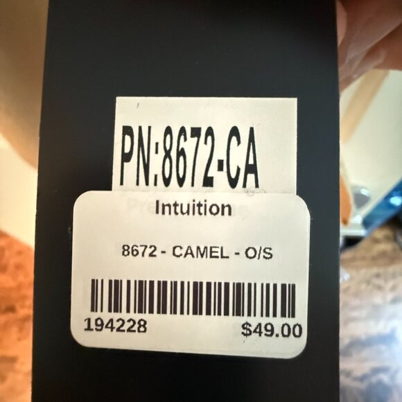 Cashmere Feel Poncho- tan one size NEW WITH TAGS. - Picture 4 of 6